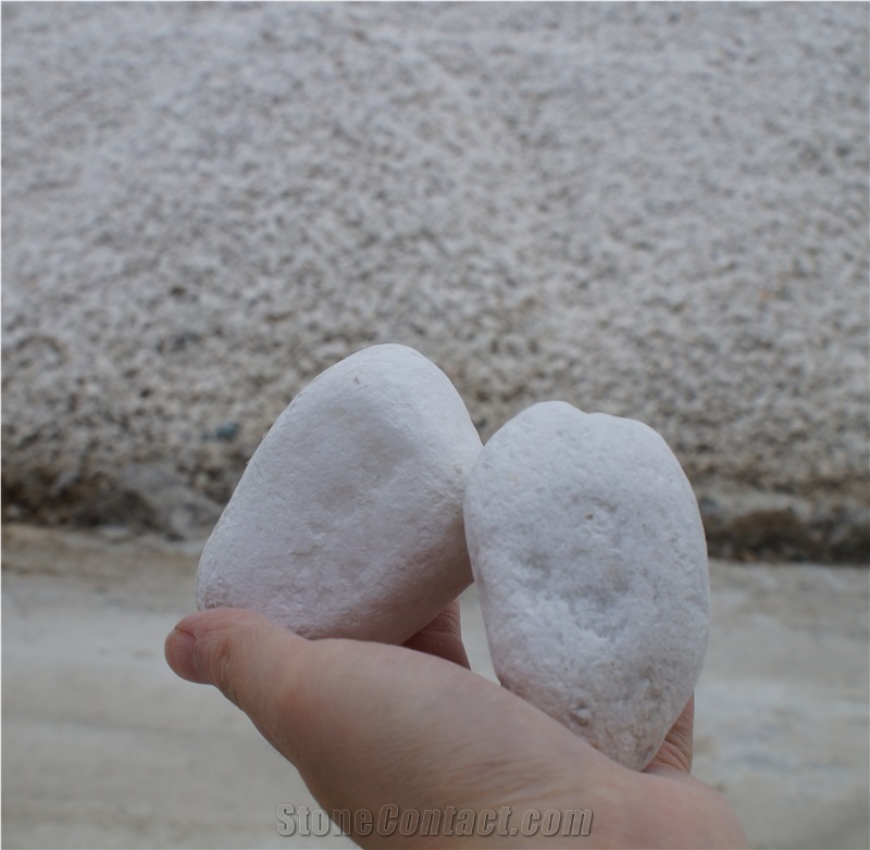 Supply Natural White Pebble Stone Tumble Stone