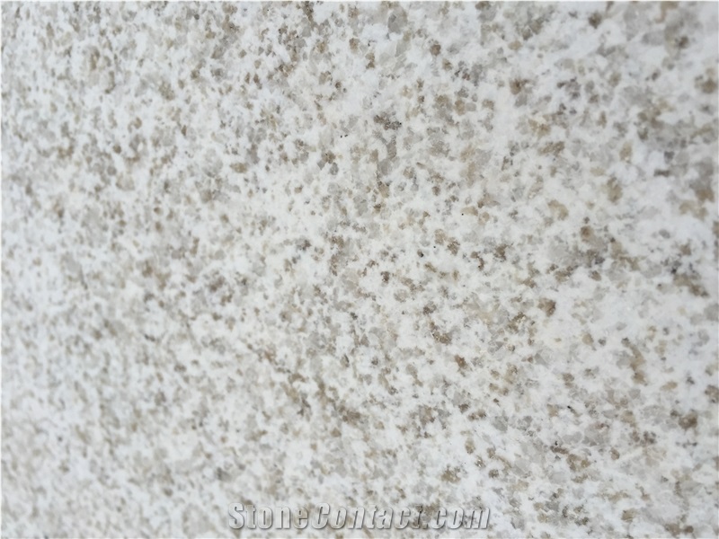 Chinese Granite Pearl White Tiles Slabs Quarry