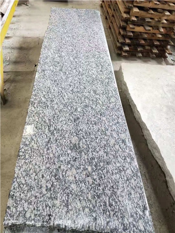 New Sea Wave Spray White Granite Countertop