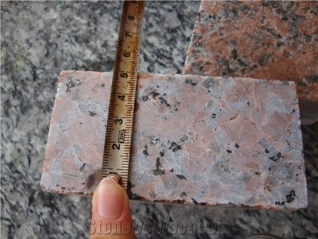 G562 Maple Red Granite Cubes Flamed Pavers