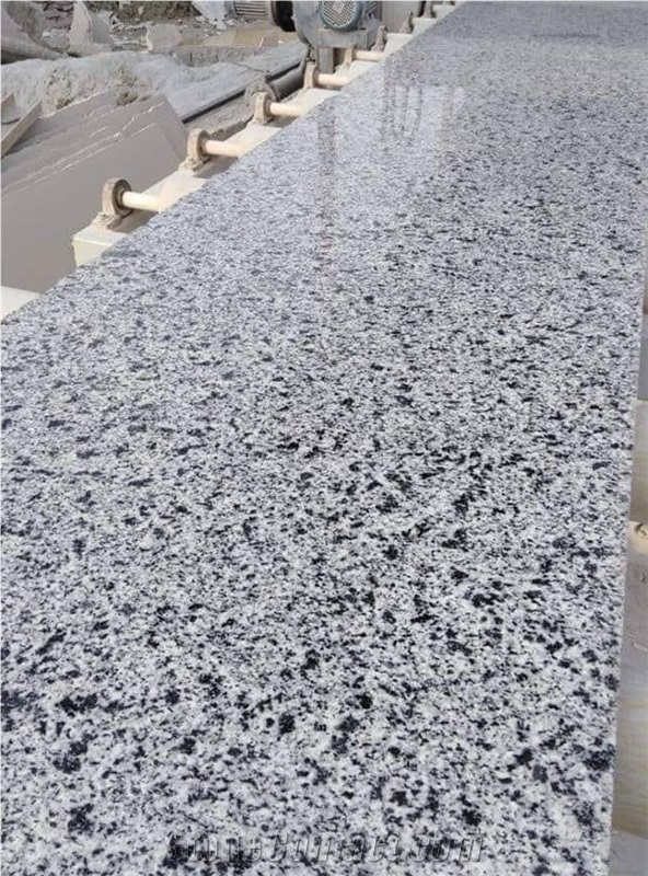 New Halayeb Granite Tiles & Slab