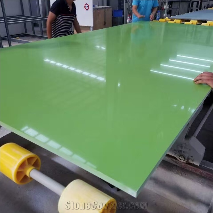 Engineered Stone Quartz Slabs in Solid Green Color