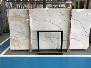 White Marble with Big Black Crack Vein Slabs