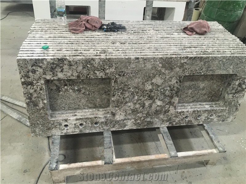Bianco Antico Granite Slabs for Countertop