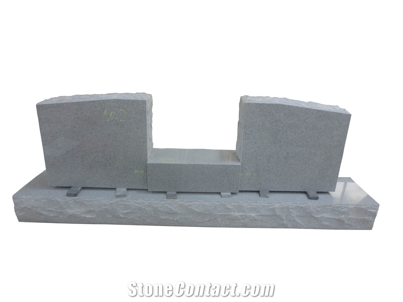 China G633 Granite Monument with Custom Design