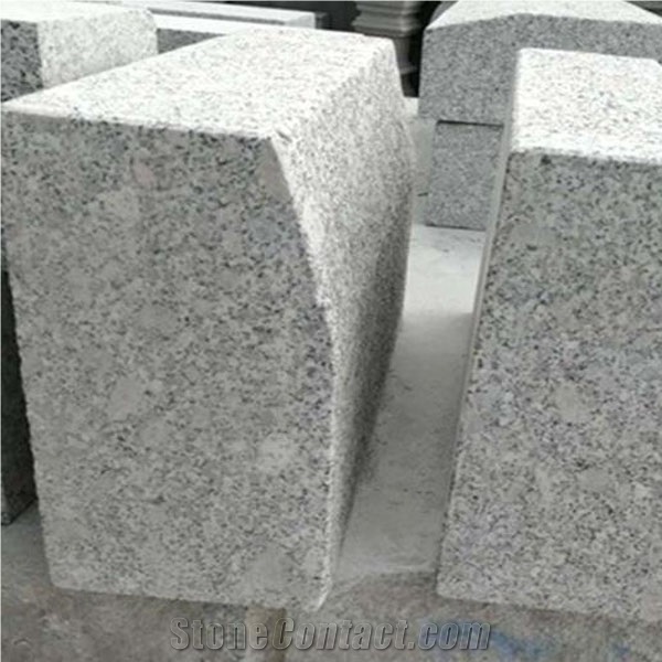 G341 Flamed Special Shape Granite Kerstones