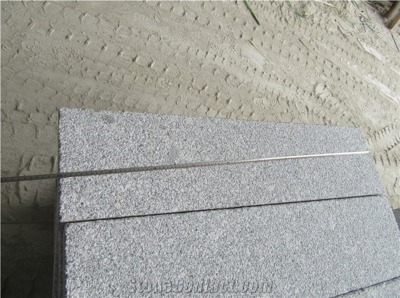 G602 Sandblasted Surface Kerbstone