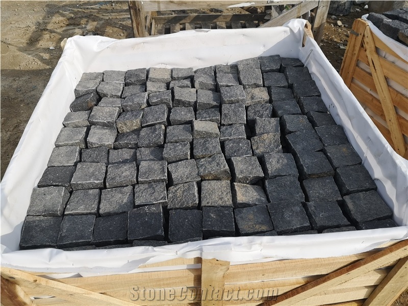 New G684 Black Material Granite Cobble Stone