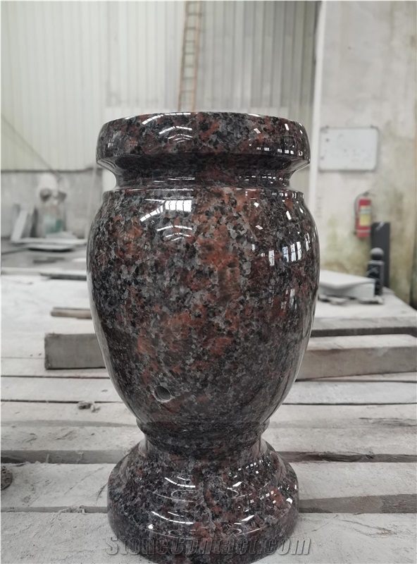 Turned Vase (All Polished) Dakota Mahogany Granite