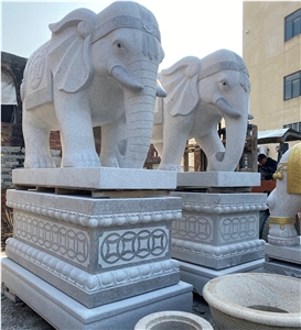 White Grainte Elephant Sculptures 1.8m Carving