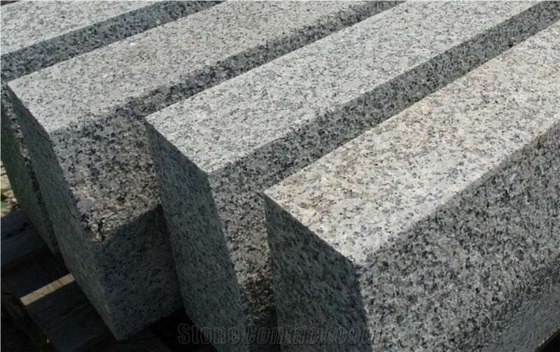 Grey-Silver Granite Polished Wall and Floor Tiles