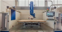 Sprinter 825 CNC is a 5 Axis Interpolated Bridge Saw Machine