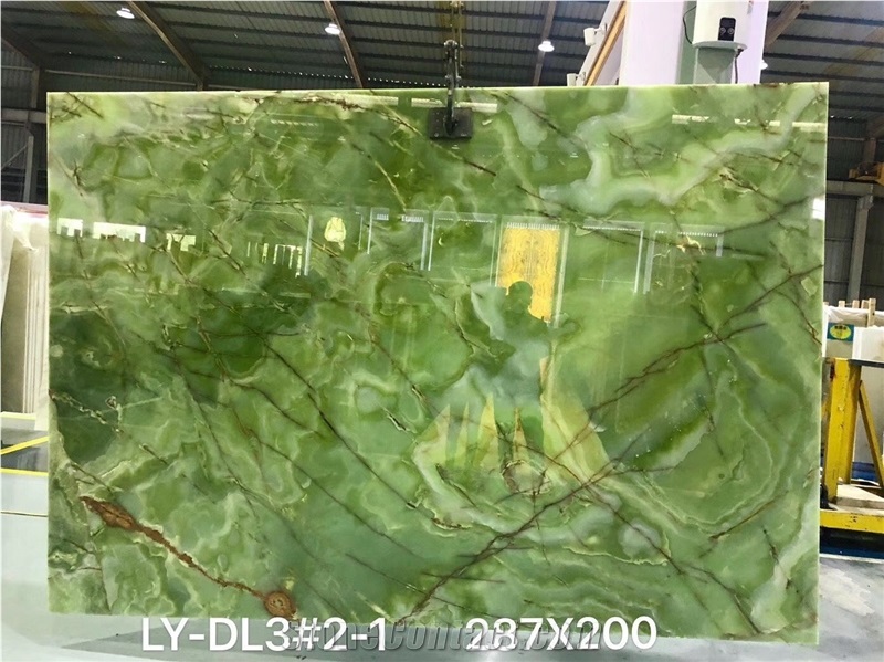 Backlit Polished Antique Green Onyx Wall Tiles