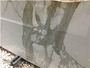 Colorado Gold Marble Pattern