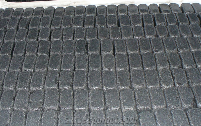 G684 Original Black Granite Cubes
