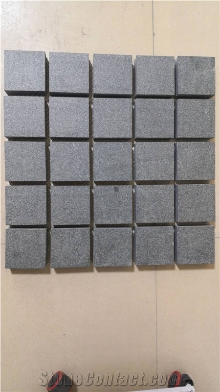 Hebei Black Granite for Cobble Stone on Mesh