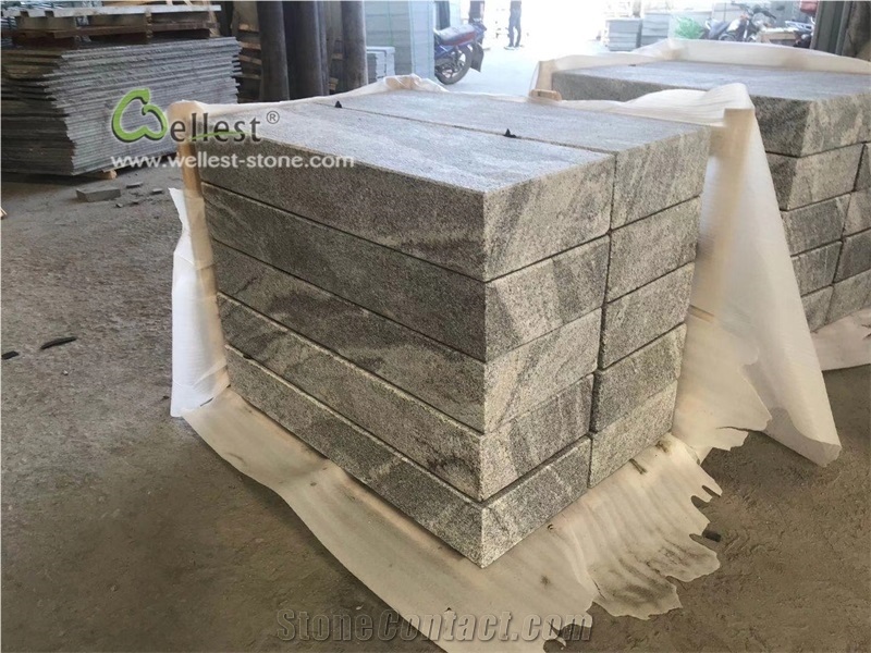 G302 New Santiago Grey Granite Block Steps