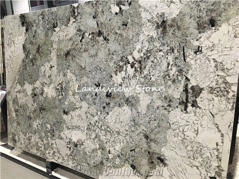 Alaska Granite Galaxy White Granite Tiles & Slabs