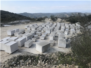 Limestone Beige Blocks