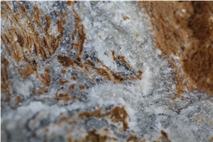 Brown Traonyx Travertine Split Face Natural Stone Veneer