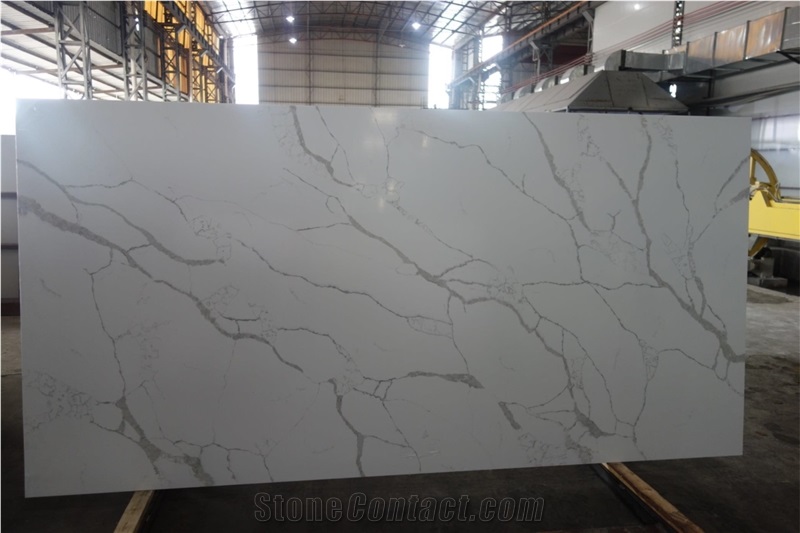 Calacatta Quartz Fish Belly White from Malaysia - StoneContact.com