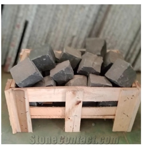 Vietnam Black Basalt Split Cobble Stone