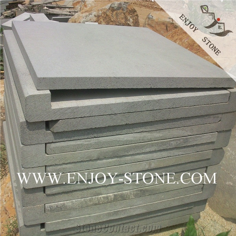 Sandblasted Grey Basalto / Andesite Coping Tiles