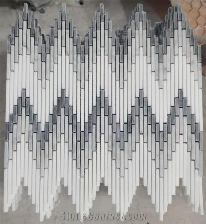 Linear Strips Mosaic Tiles for Kitchen Backsplash