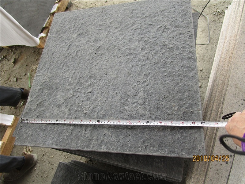 China Quarry Zp Black Basalt Fliese Price