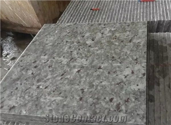 Polished Bianco Itaunas Granite Tiles