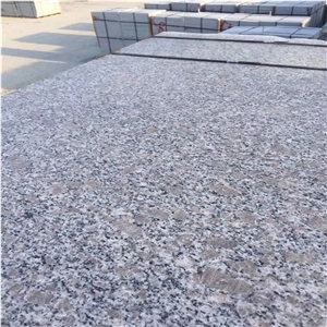 Polished Pearl White Granite Tiles