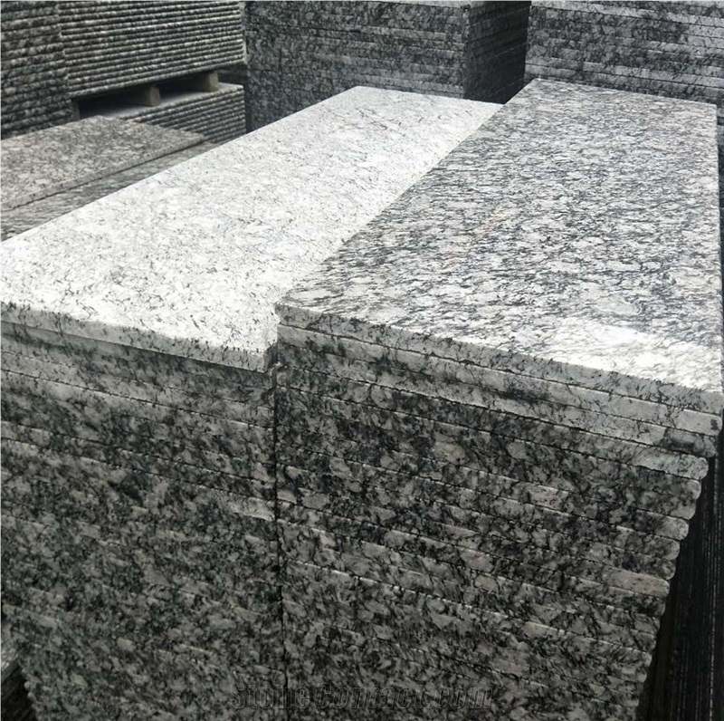 Polished Shandong Cloud Granite Tiles