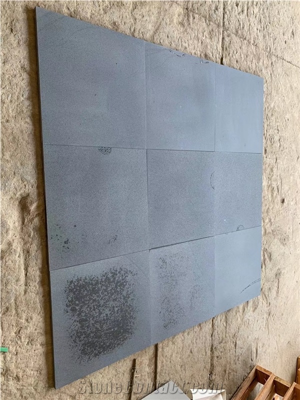 China Hainan Black Basalt Honed Tiles