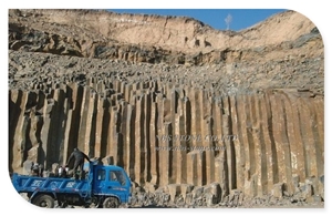 G684 Black Basalt Quarries- Blocks