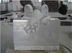 China Cheap G633 Granite Slant/Bevels Headstone