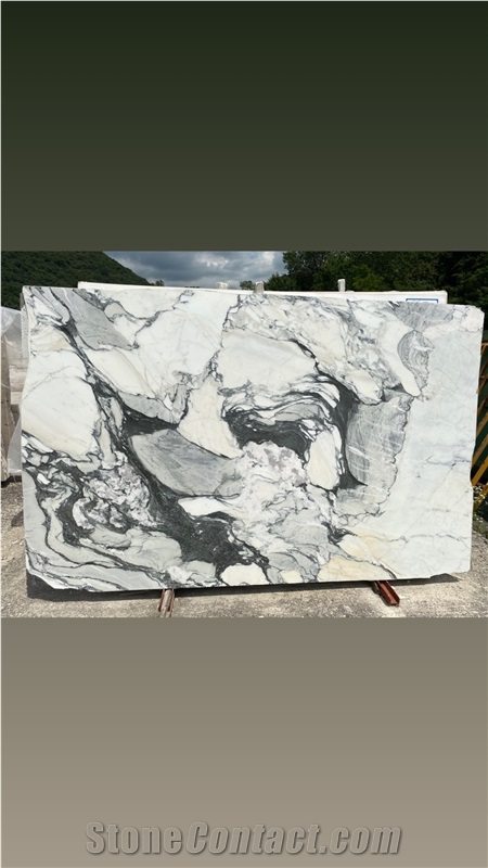Calacatta Corchia Marble Slabs