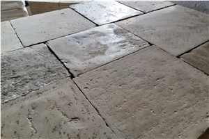 Antique Stone Floors- Old Italian Limestone Floor Tiles