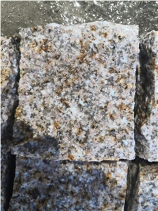 Natural Spilit G682 Golden Granite Paving Cubes