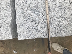 G603 Grey Granite Fine Pineappled Kerbstone