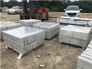 G603 Grey Granite Fine Pineappled Kerbstone