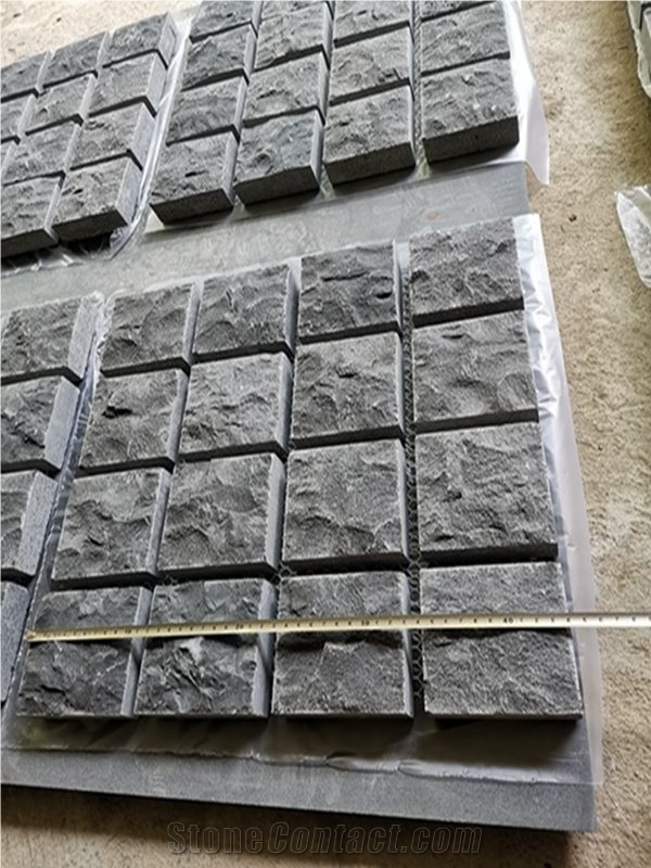 Natural Spilt Black Basalt Cobblestone on Mesh