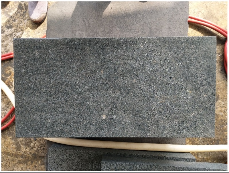 G612 Granite Green Surface Flamed Floor Covering