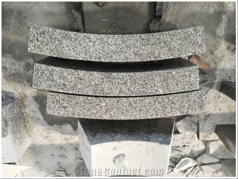 G623 Chinese Grey Granite Surface Flamed Curbstone