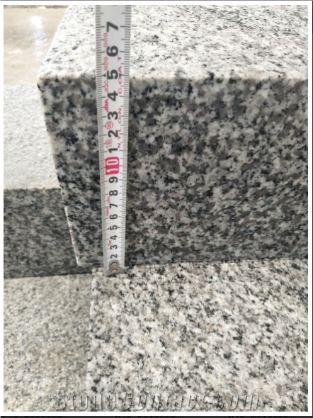 G623 Grey Granite Bush Hammered Paving Stone