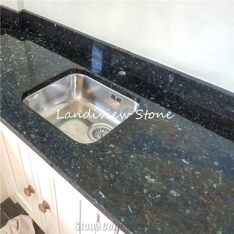Dunkel Labrador Emerald Pearl Granite Kitchen Top