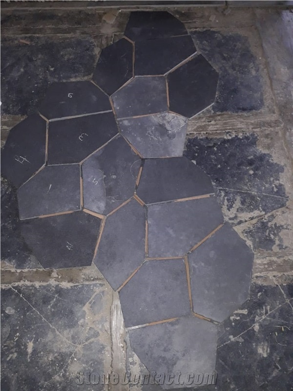 Kadappa Black Limestone Irregular Flagstone Pavers