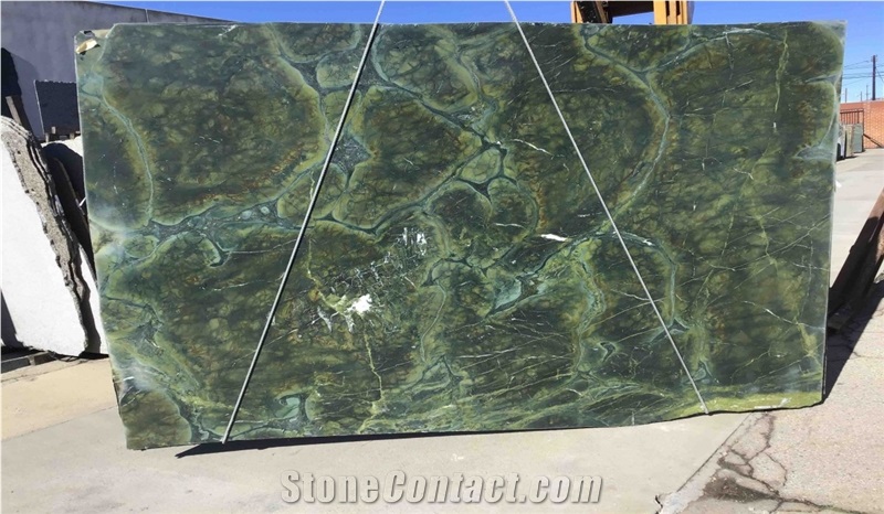 Jungle Green Granite Slab