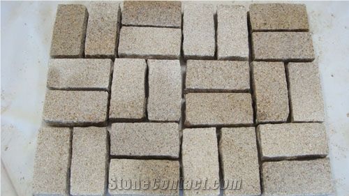 G350 Shandong Sun Rusty Granite Cube Stone Pavers