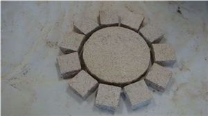 G350 Shandong Sun Rusty Granite Cube Stone Pavers