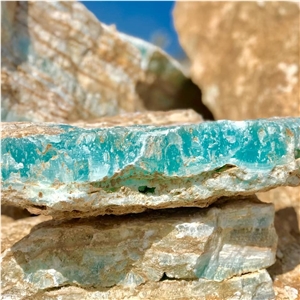 Calcite Boulders, Calcite Rocks